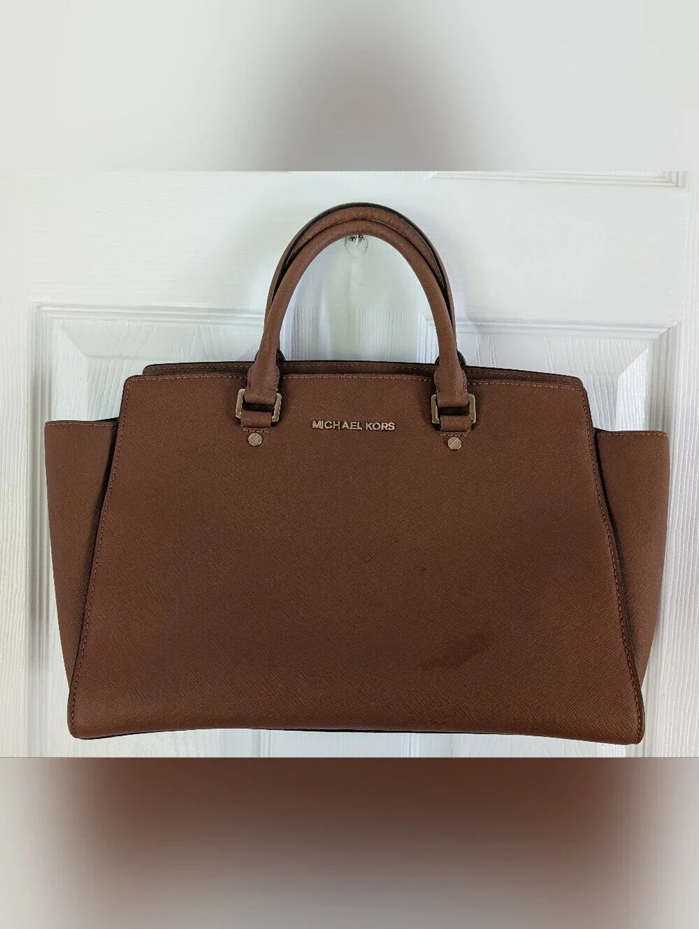 Michael Kors Selma Tote/Crossbody Bag In Acorn